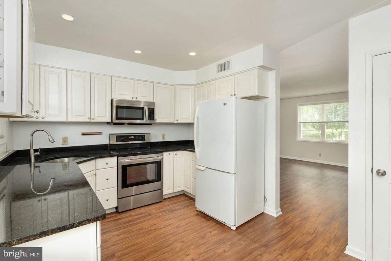 2731 S Walter Reed Dr #C - Photo 4 of 38