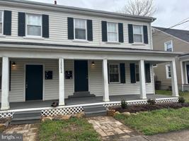 featured image of 1605 Charles St #C