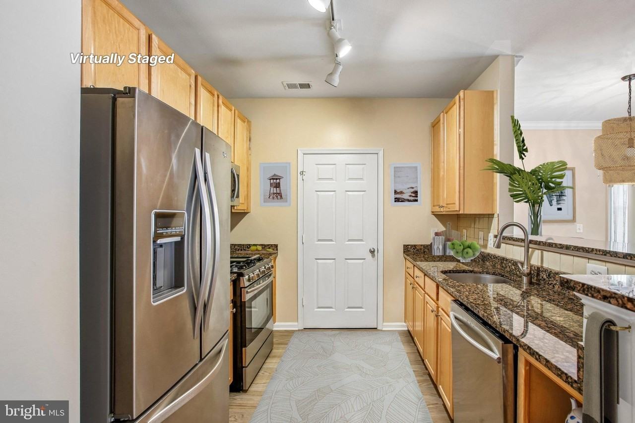 2791 Centerboro Dr #388 - Photo 4 of 13
