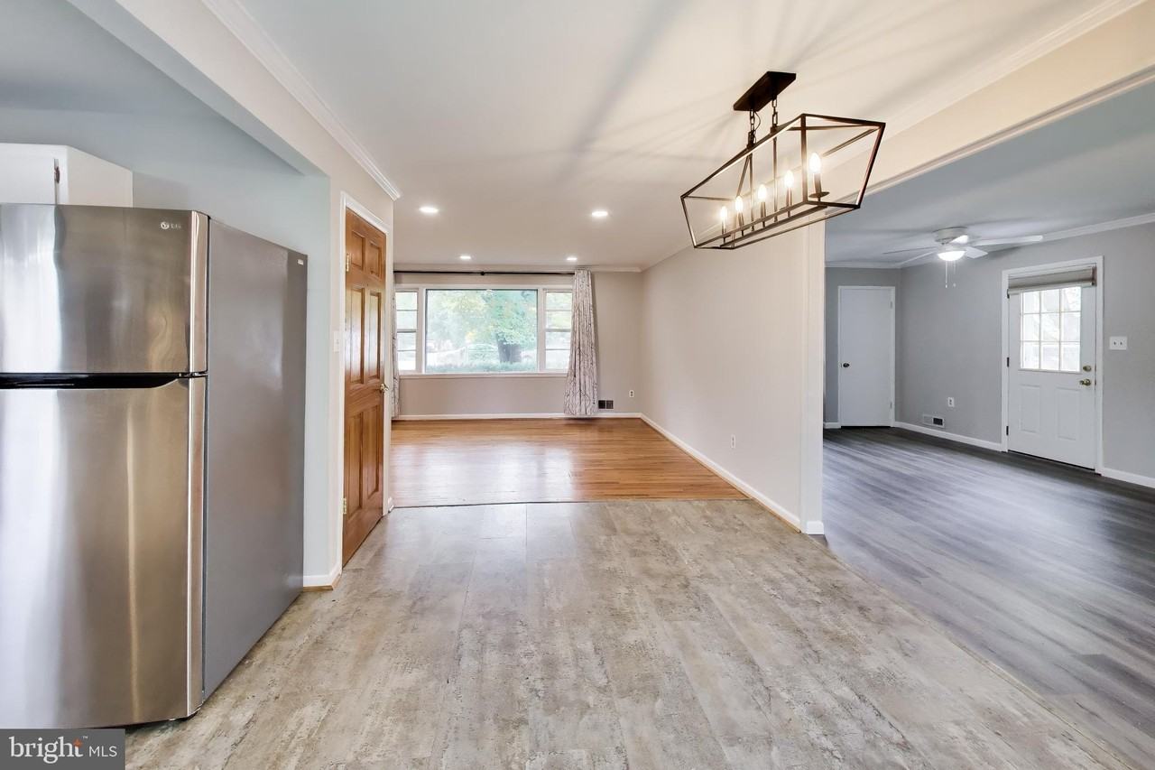 2045 Westmoreland St - Photo 7 of 42