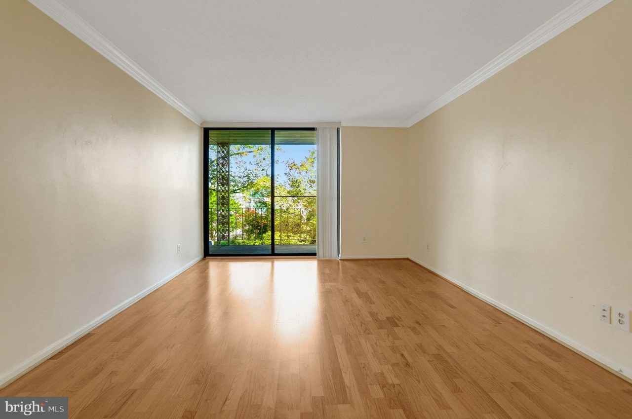 3101 Patrick Henry Dr #122 - Photo 6 of 33