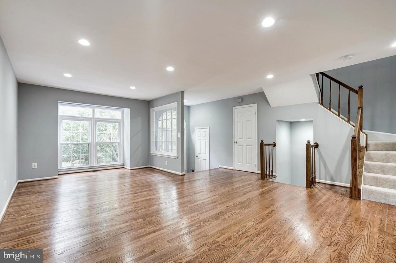 3827 Inverness Rd - Photo 6 of 35