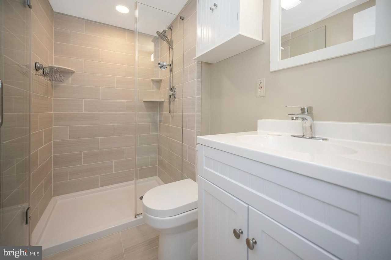 6507 Byron Ave - Photo 4 of 4