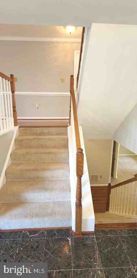 46721 Ashmere Sq - Photo 6 of 32