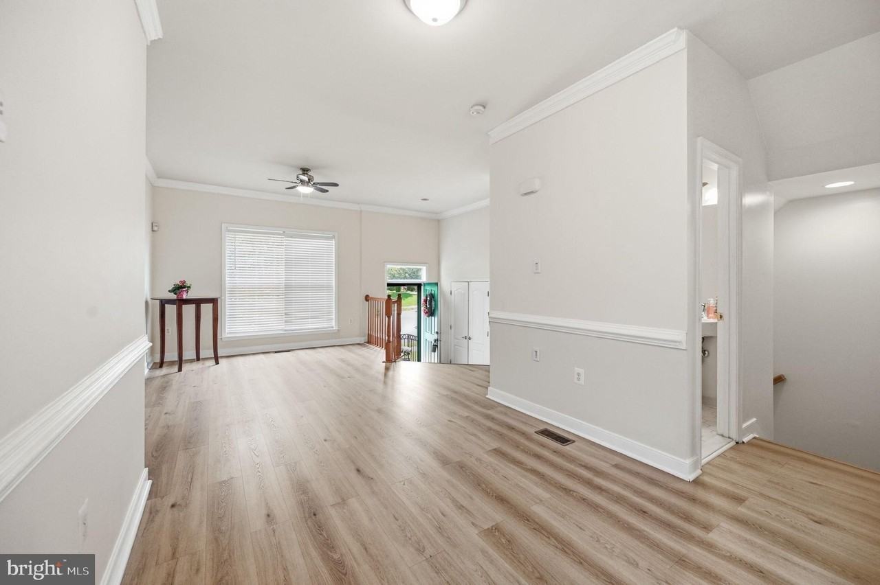 15364 Bronco Way - Photo 2 of 37
