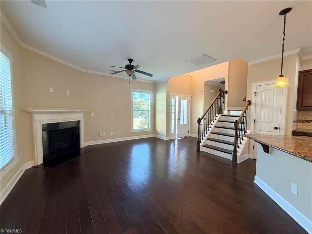 3022 Dressage Dr - Photo 2 of 34