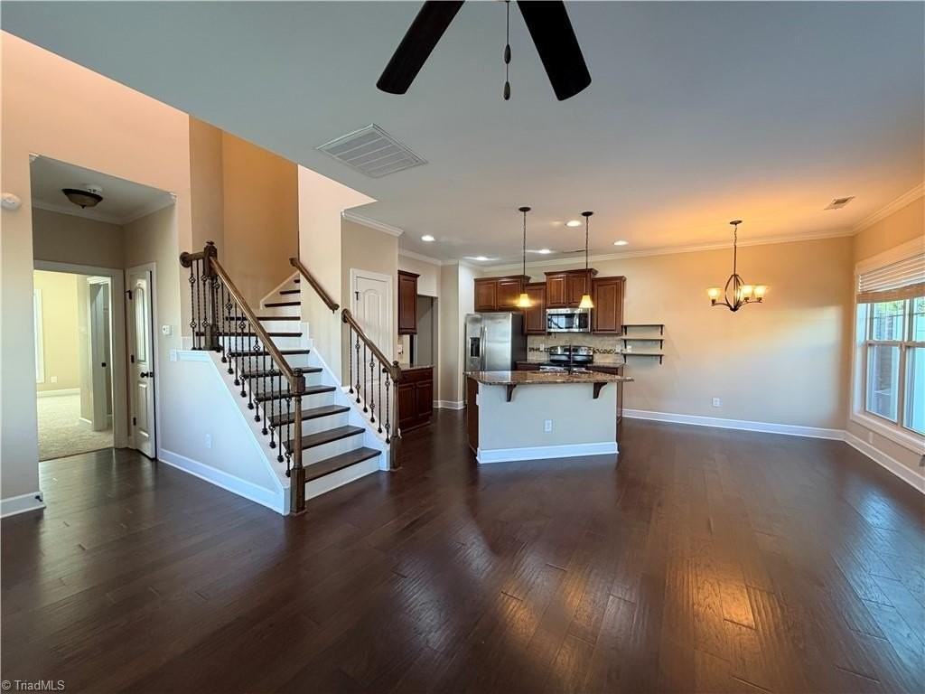 3022 Dressage Dr - Photo 3 of 34