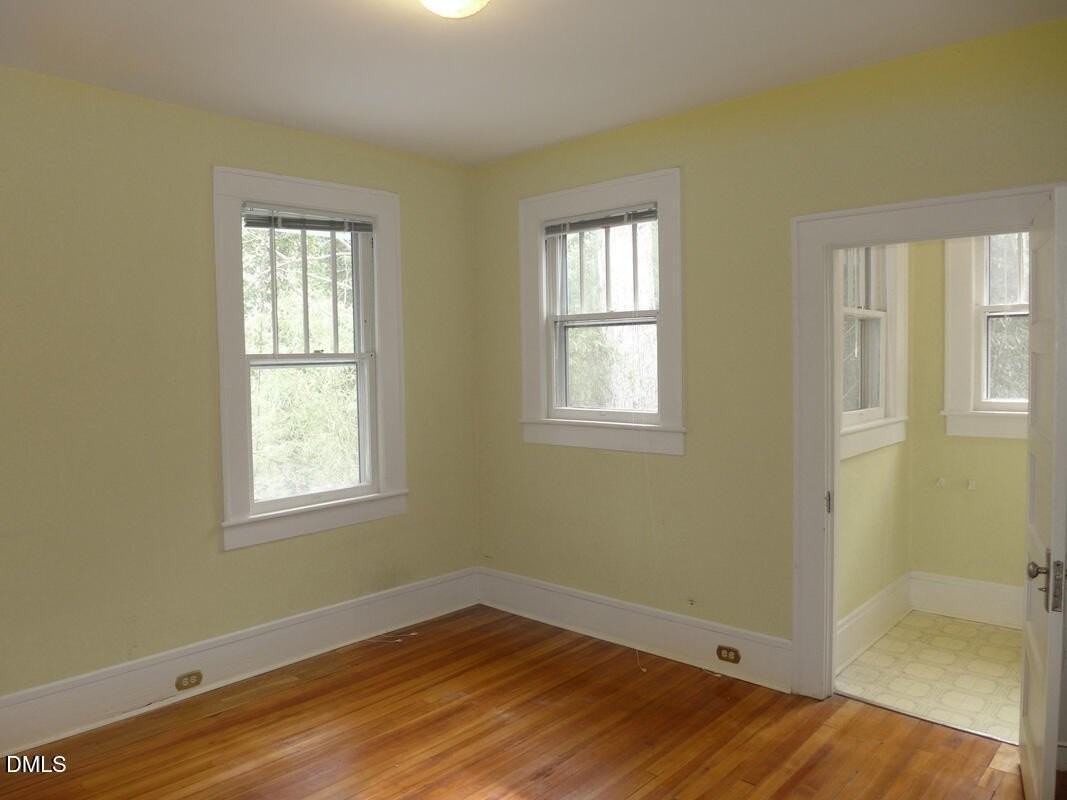 406 Hillsborough St #MAIN - Photo 5 of 12