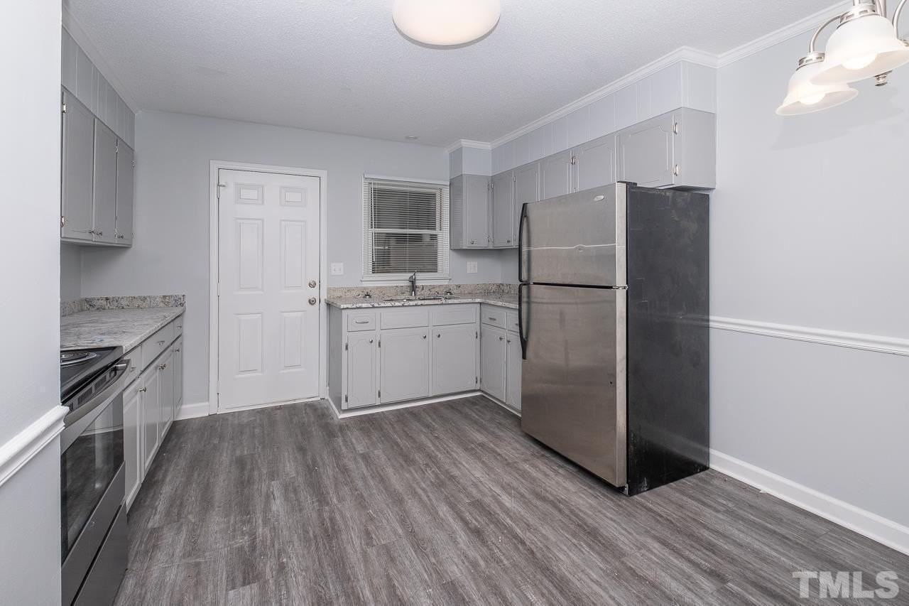 20 Pine Dr #A - Photo 5 of 15