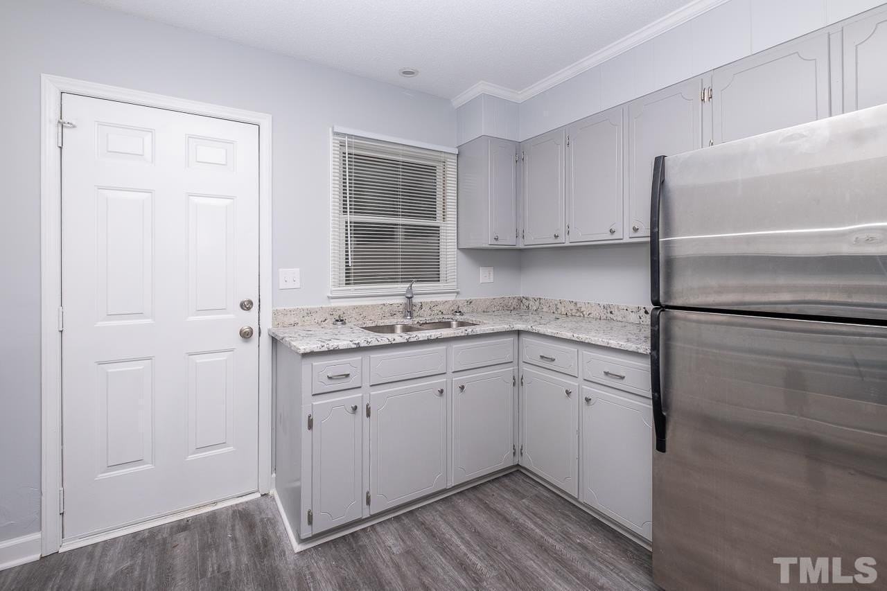 20 Pine Dr #A - Photo 6 of 15