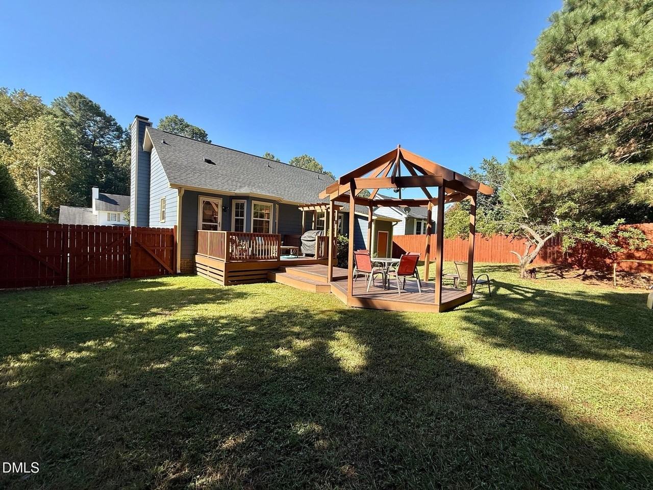 5205 Cottage Bluff Ln - Photo 4 of 26