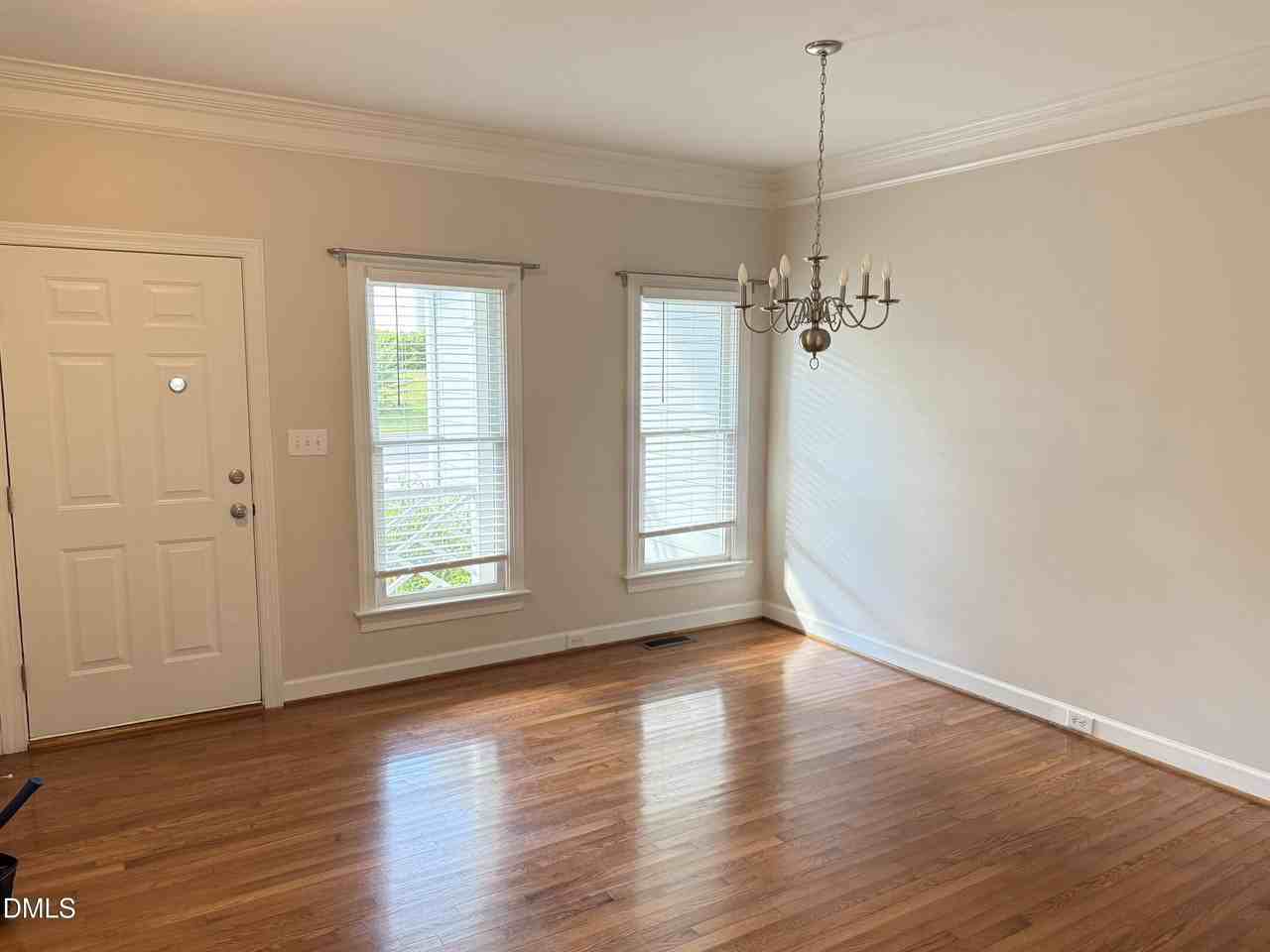 2006 Battlewood Rd - Photo 3 of 26