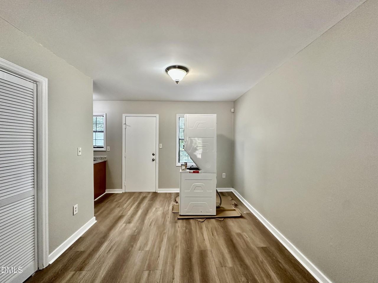 3622 Colchester St #16 - Photo 4 of 14