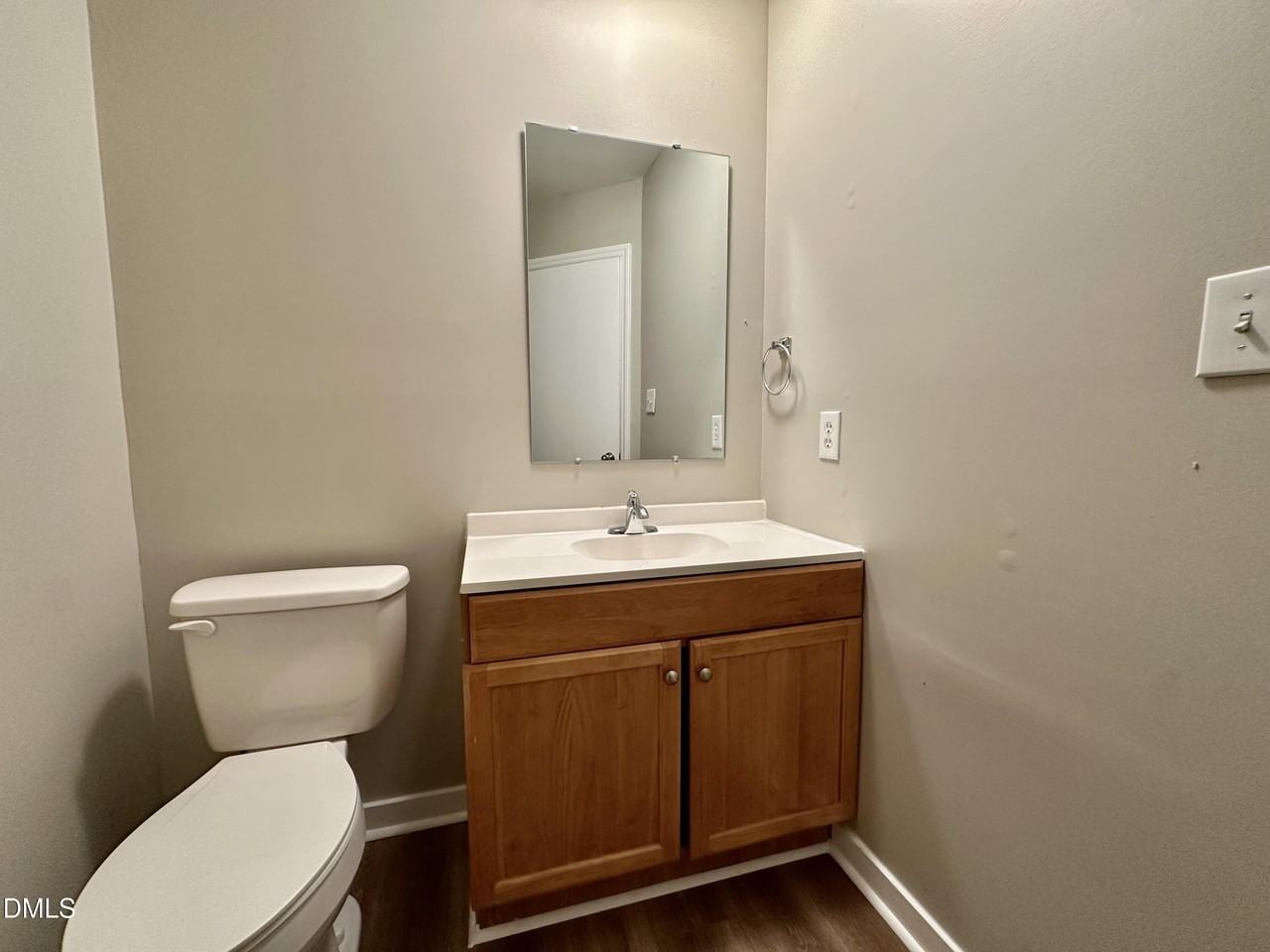 3622 Colchester St #16 - Photo 7 of 14
