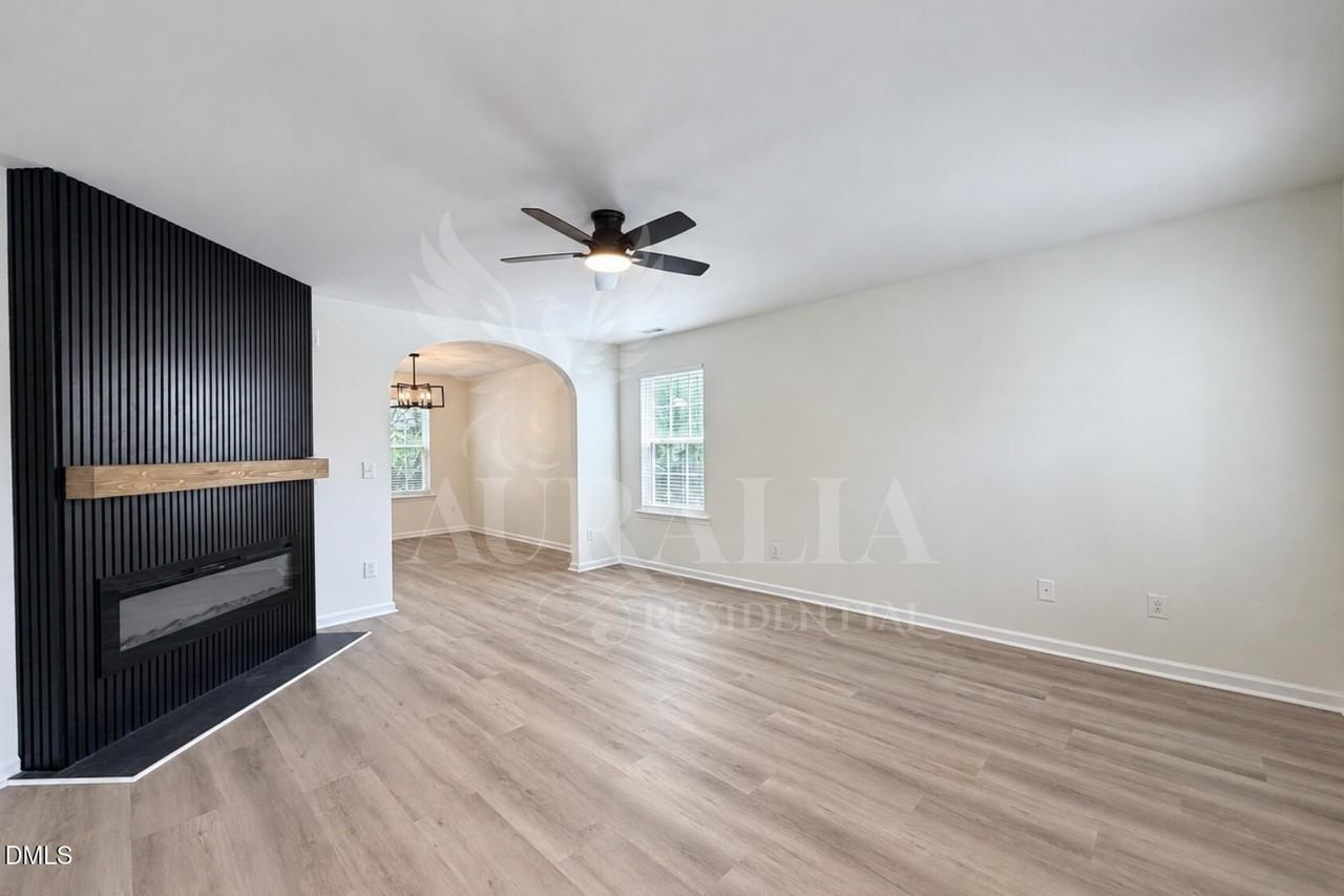 103 Doves Haven Dr - Photo 5 of 50