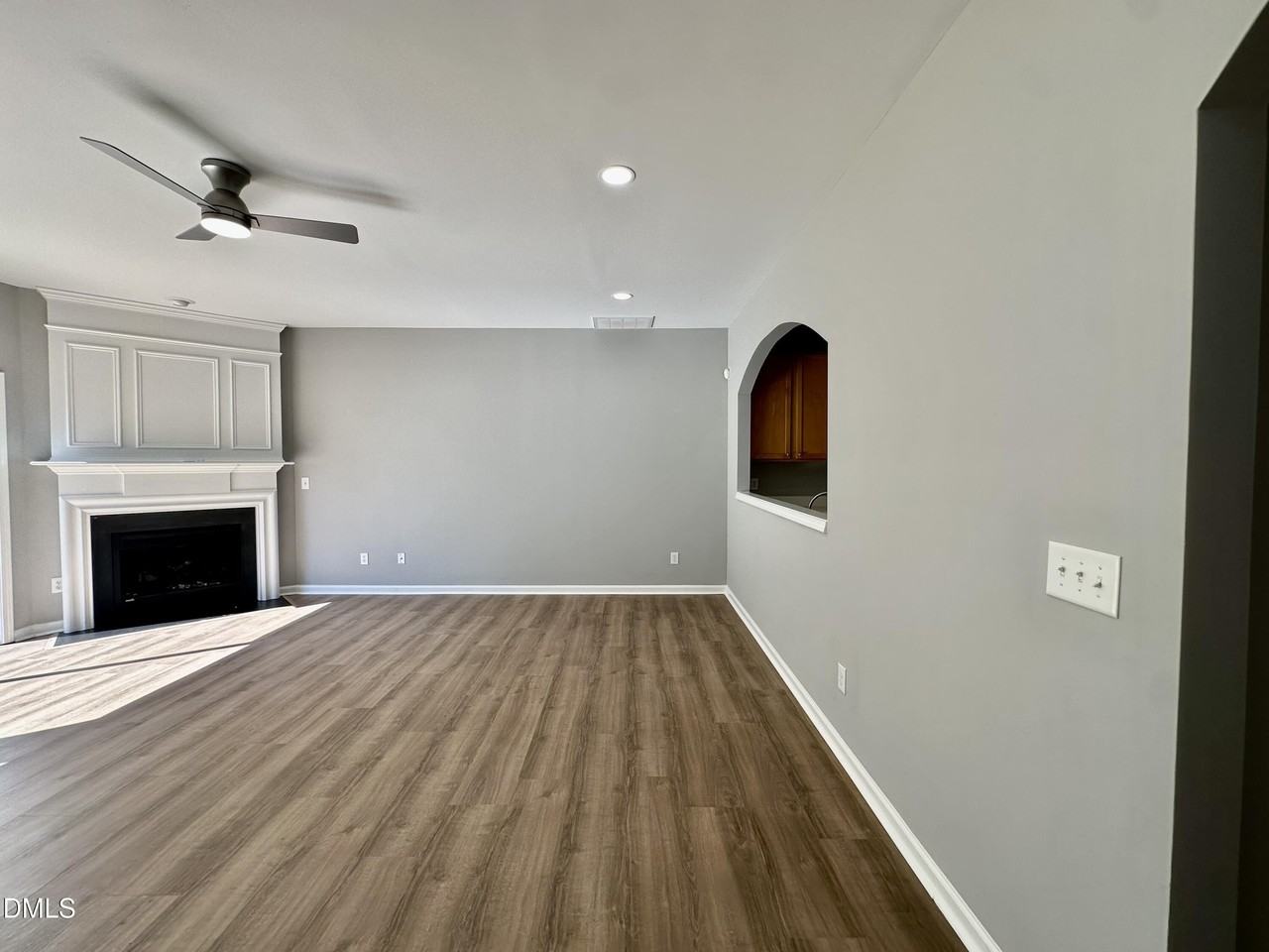 208 Walnut Woods Dr - Photo 7 of 23