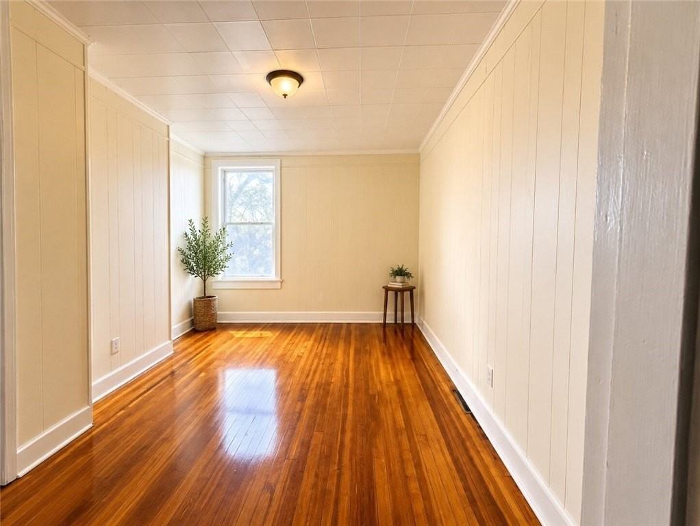 2406 Wurzell Ave - Photo 4 of 8
