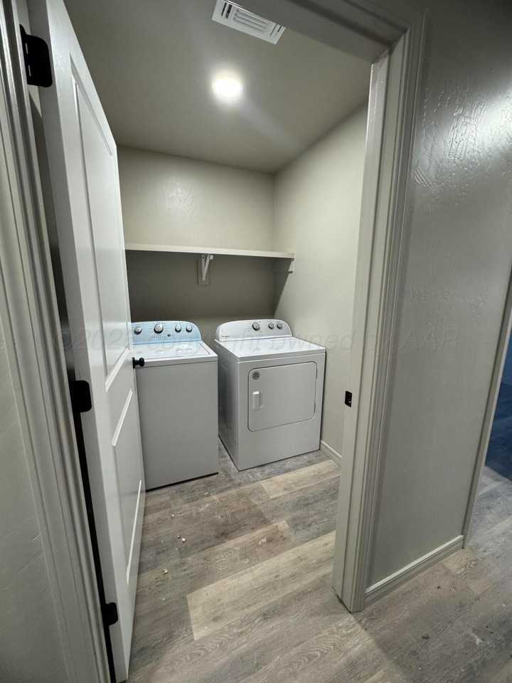 1125 Caprock St - Photo 7 of 13