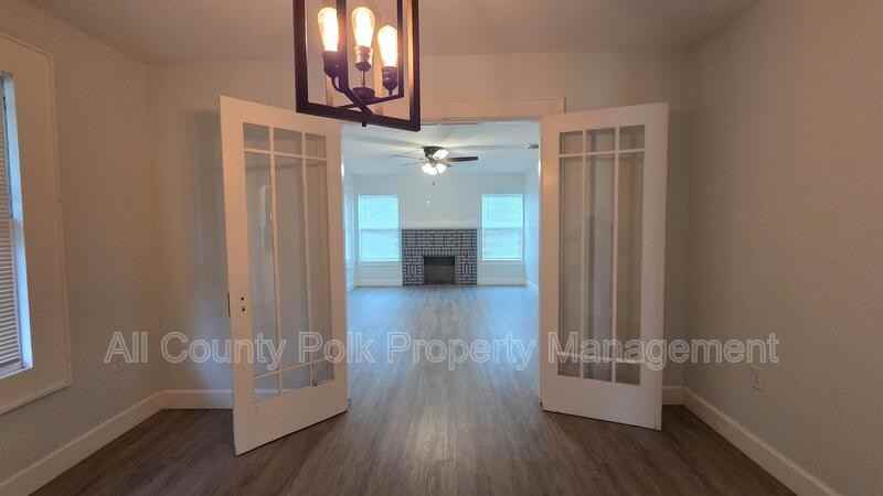 835 S Missouri Ave - Photo 7 of 20