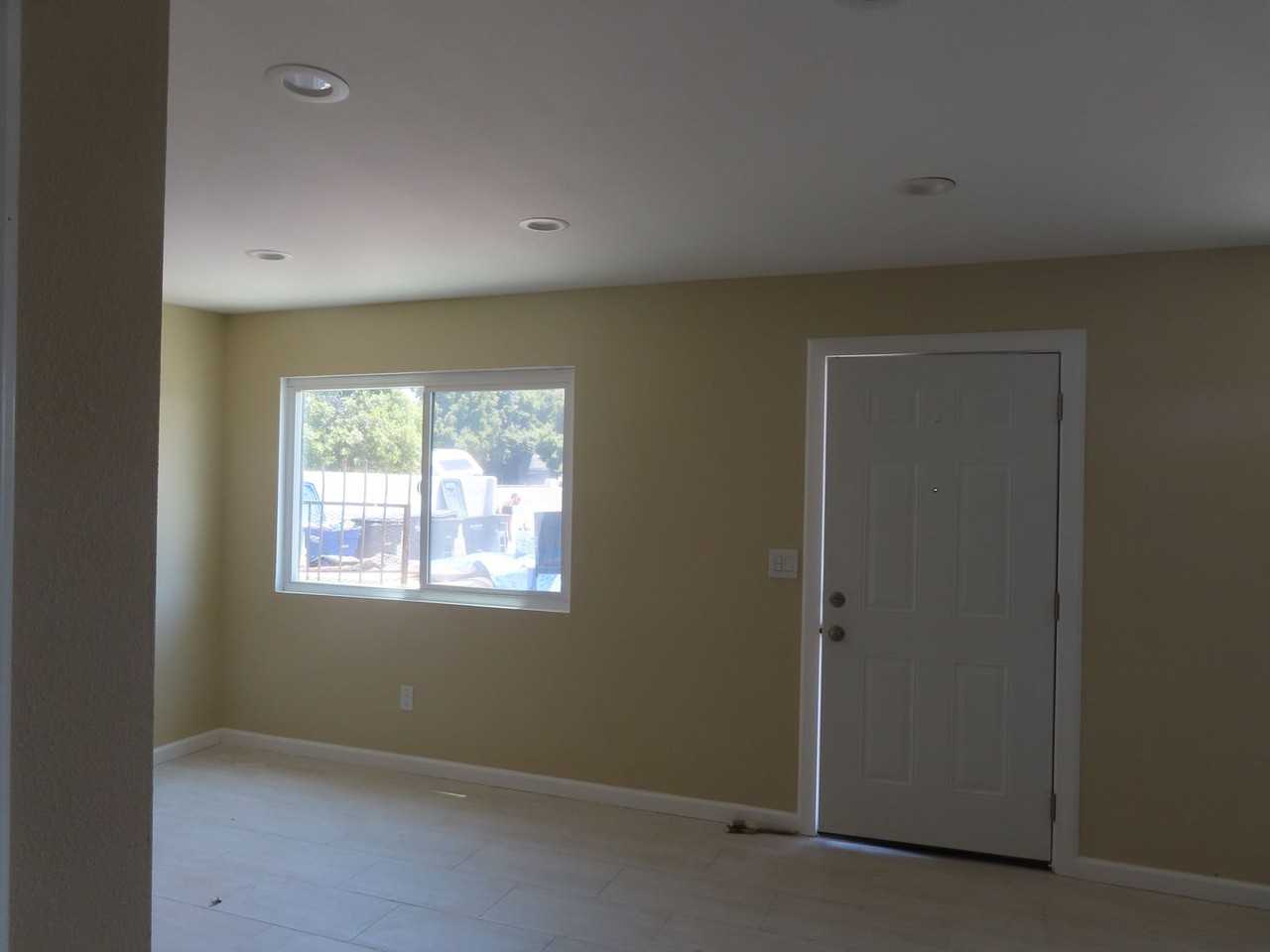 Groveland2 - Photo 3 of 22
