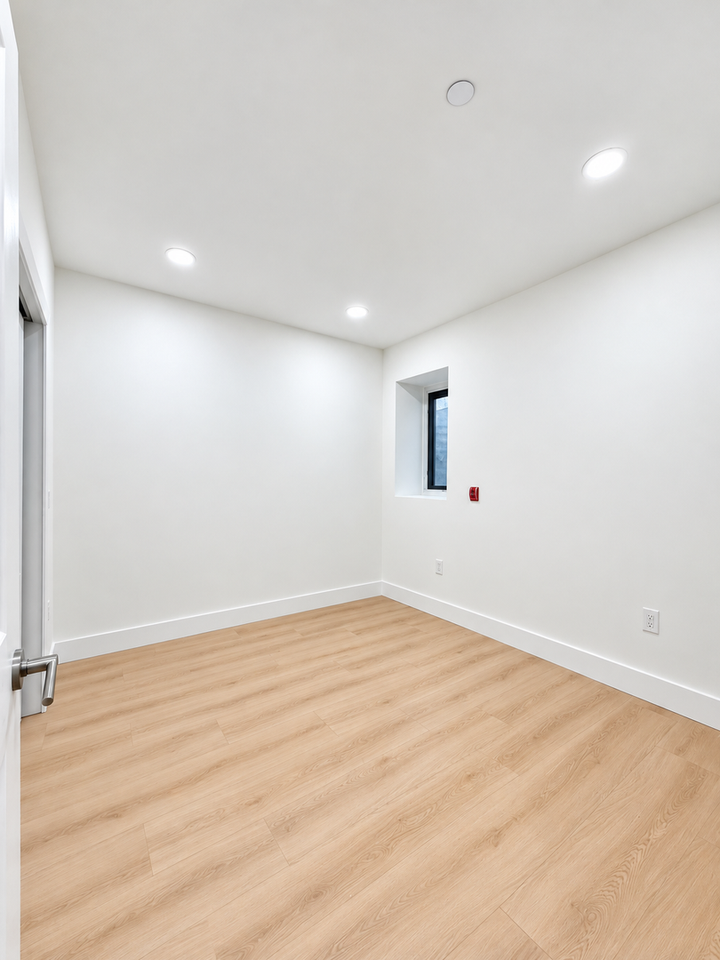 1115 N 41ST ST - Photo 4 of 5