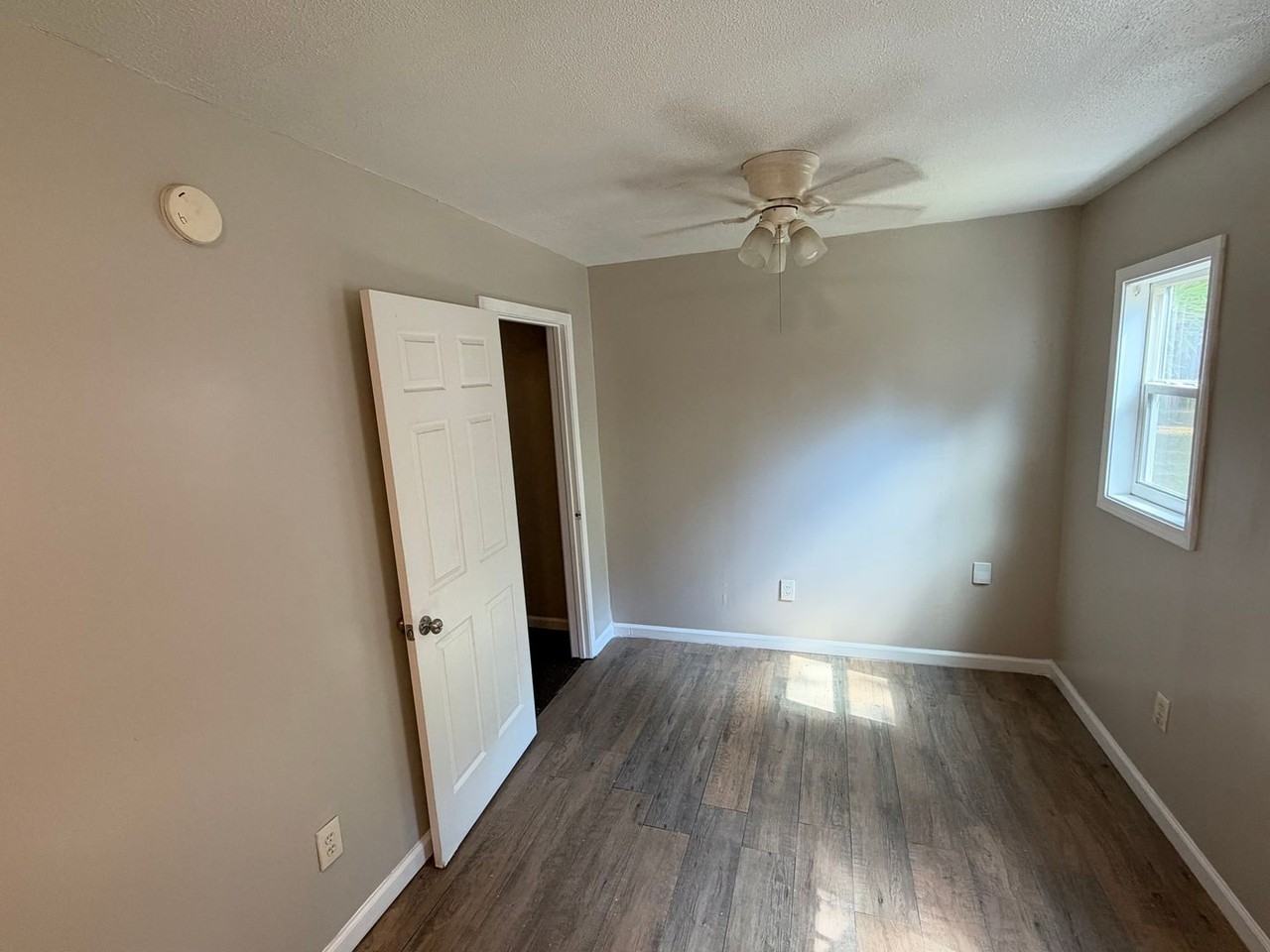 826 Monterey St - Photo 6 of 15