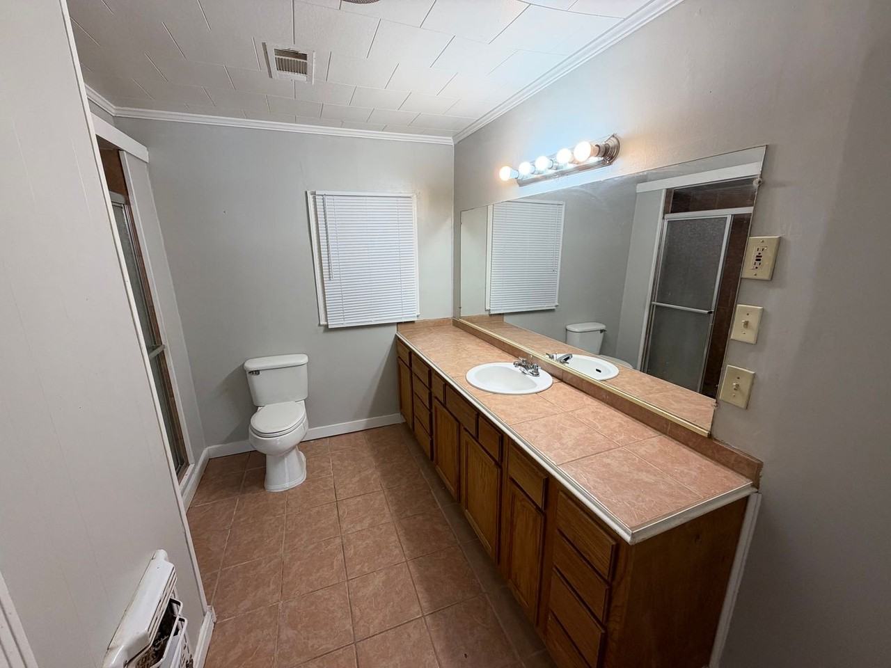 826 Monterey St - Photo 7 of 15