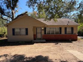 2442 Glenn St - Photo 1 of 1