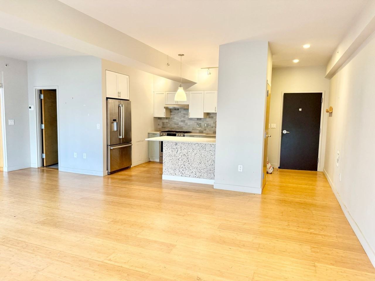 21 Chestnut St #504 - Photo 6 of 33