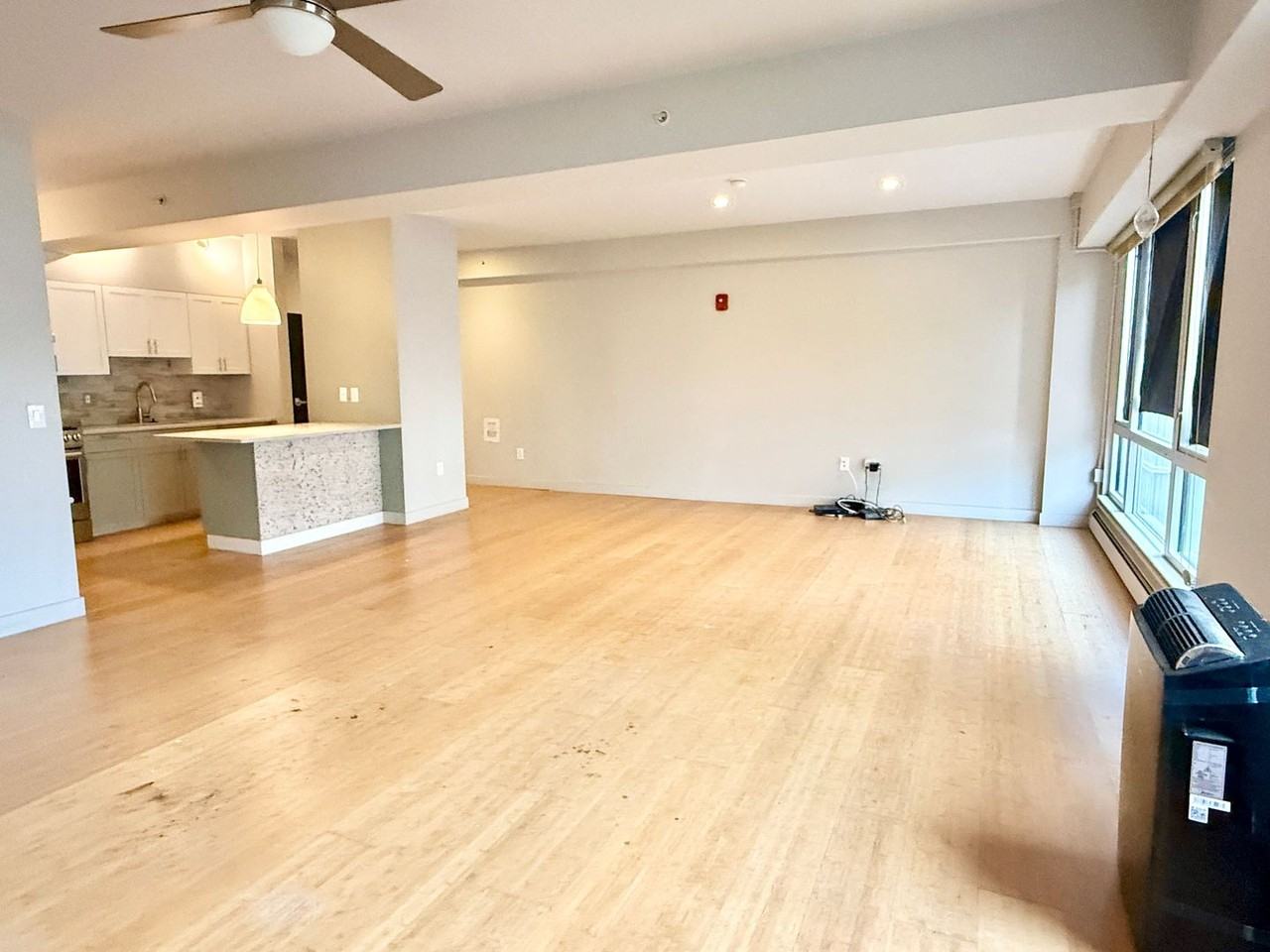 21 Chestnut St #504 - Photo 7 of 33