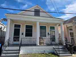 featured image of 3007 Iberville St