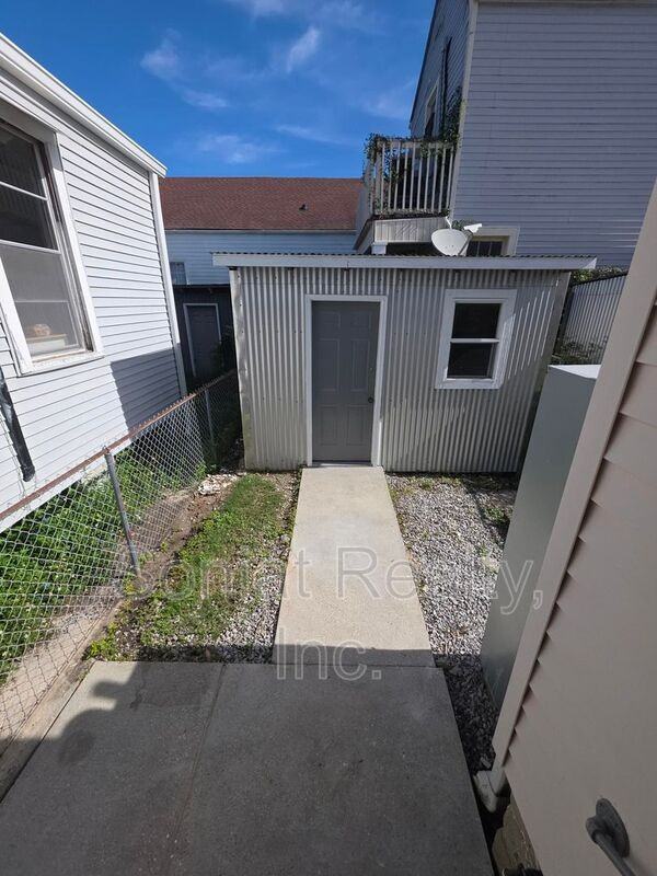 3007 Iberville St - Photo 7 of 8