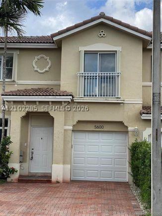 11352 Nw 56th St - Photo 2 of 15