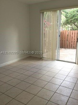 11352 Nw 56th St - Photo 6 of 15