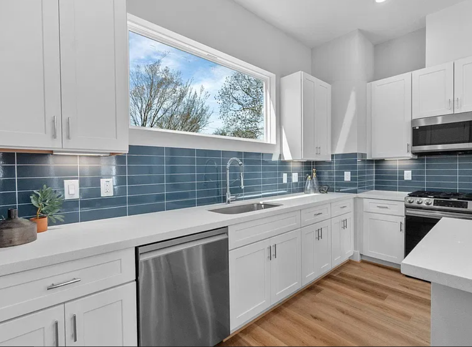 903 Quitman St #B - Photo 2 of 9