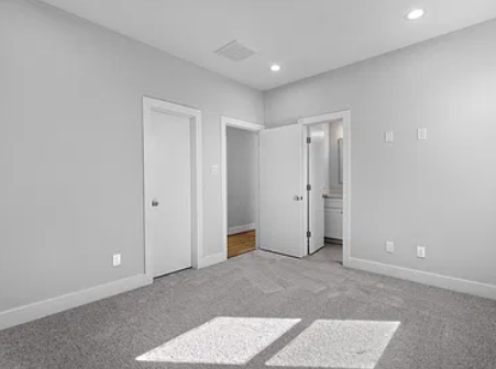 903 Quitman St #B - Photo 6 of 9