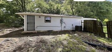 featured image of 1435 Cherry Ave