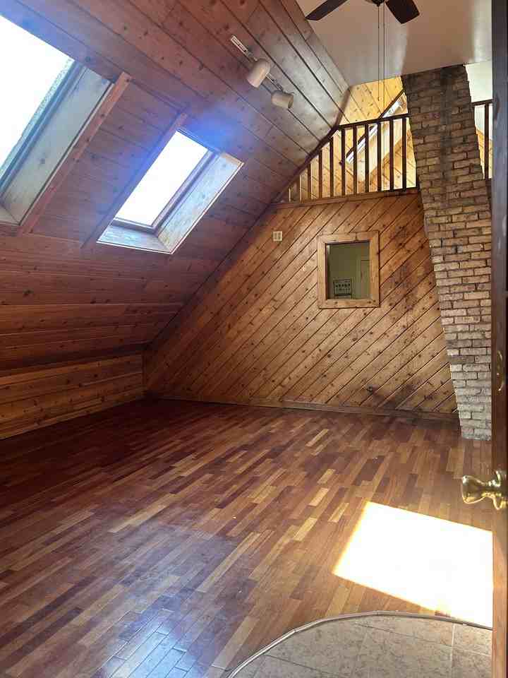 2650 N Bremen St - Photo 4 of 5