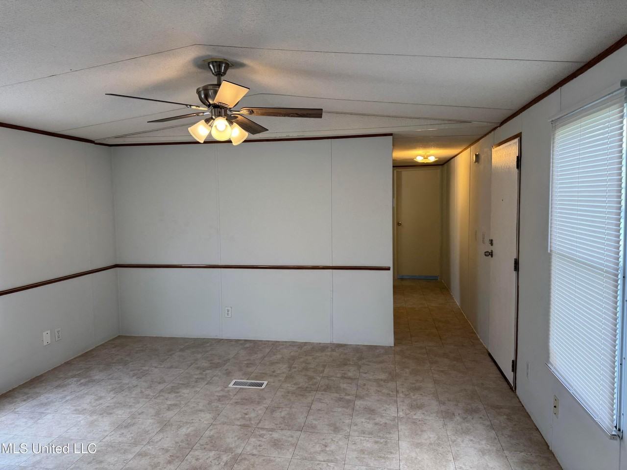 17481 Orange Grove Rd - Photo 5 of 14