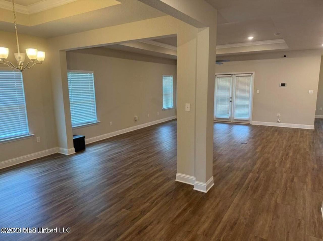 9094 River Birch Dr - Photo 5 of 27