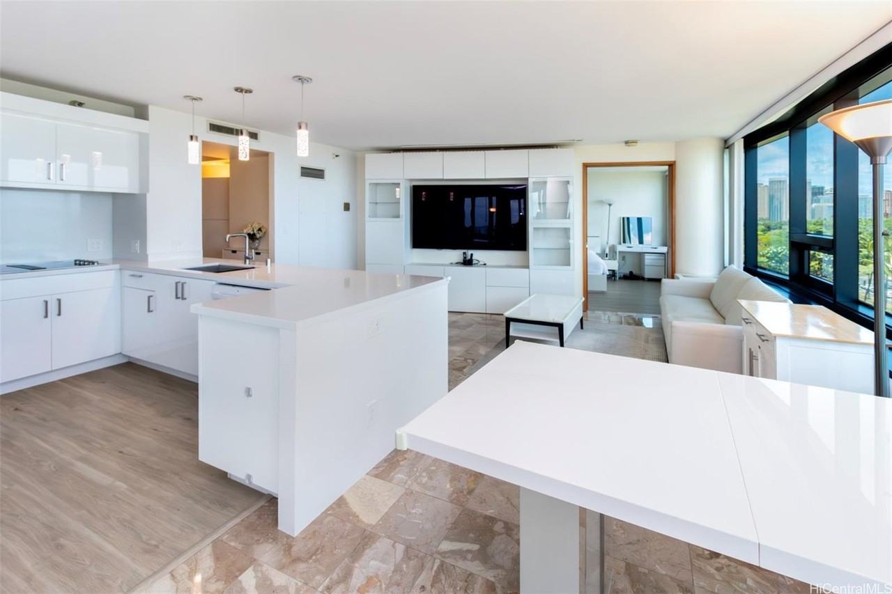 1330 Ala Moana Blvd #604 - Photo 3 of 25
