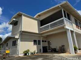featured image of 2430 Auhuhu St