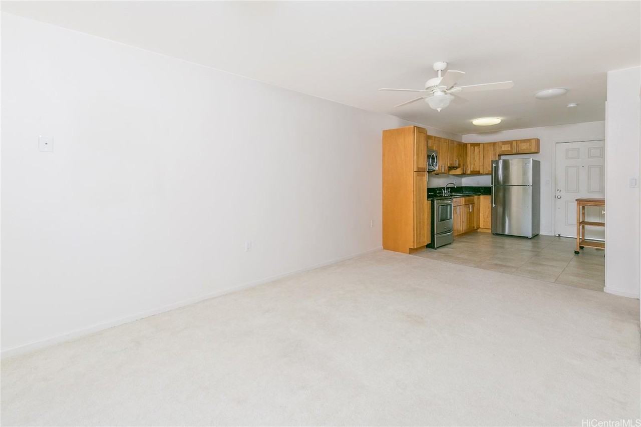 2738 Leialoha Ave #303 - Photo 3 of 16