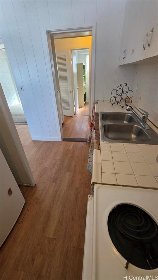 410 Nahua St #406 - Photo 6 of 12