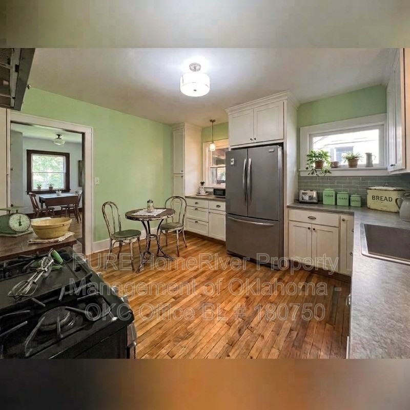 2730 Nw 17th St - Photo 2 of 27