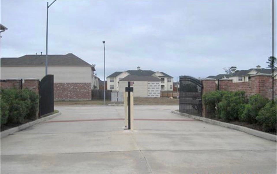 13530 Vista De Oro St - Photo 3 of 10