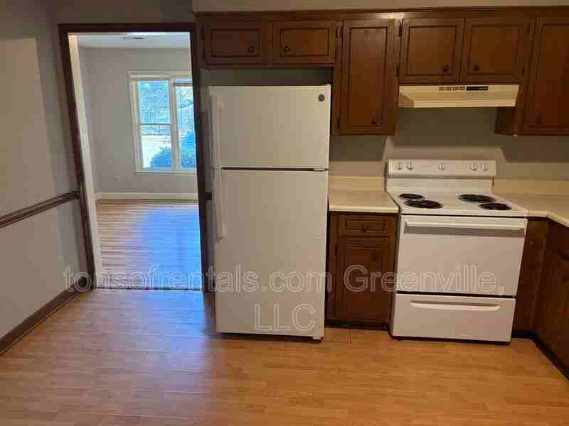 108 Red Wine Ct - Photo 6 of 13