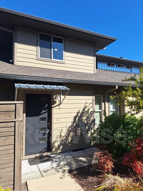 49 N Mountain Ave - Photo 2 of 20