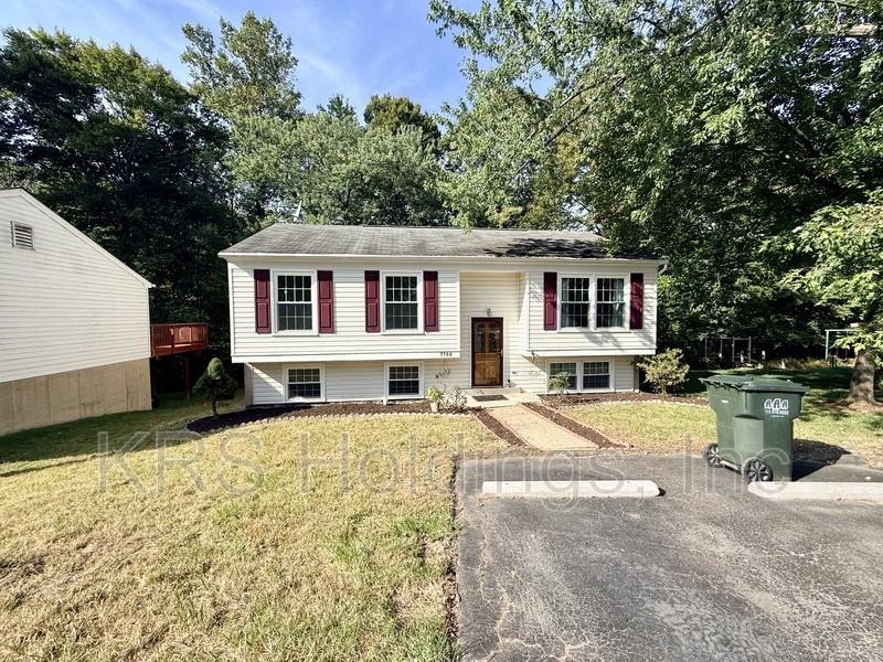 7700 Newington Forest Ave - Photo 2 of 20