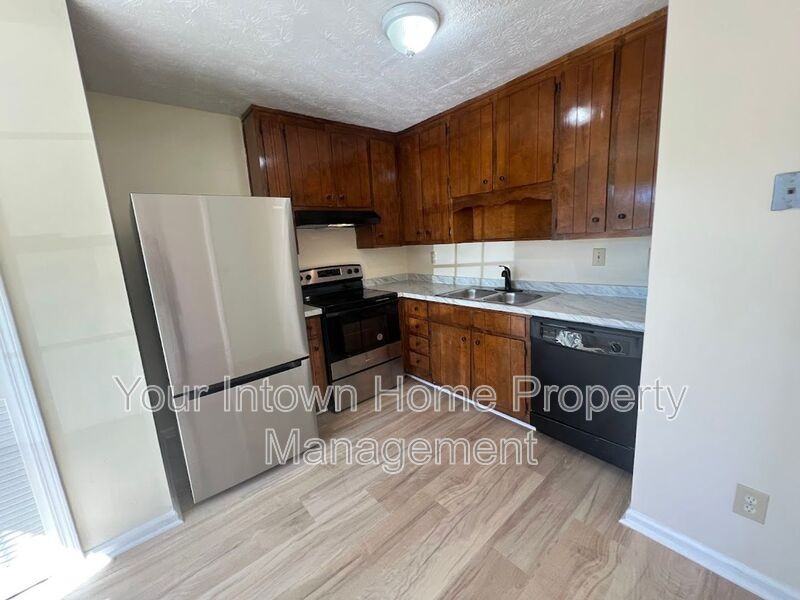 5291 Ridge Forest Dr - Photo 5 of 16